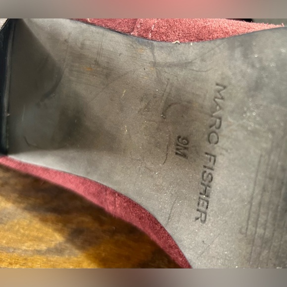 Marc Fisher Saint Chelsea Ankle Boots ♥️Deep Red Suede | Woman’s Size 9 - Picture 8 of 9